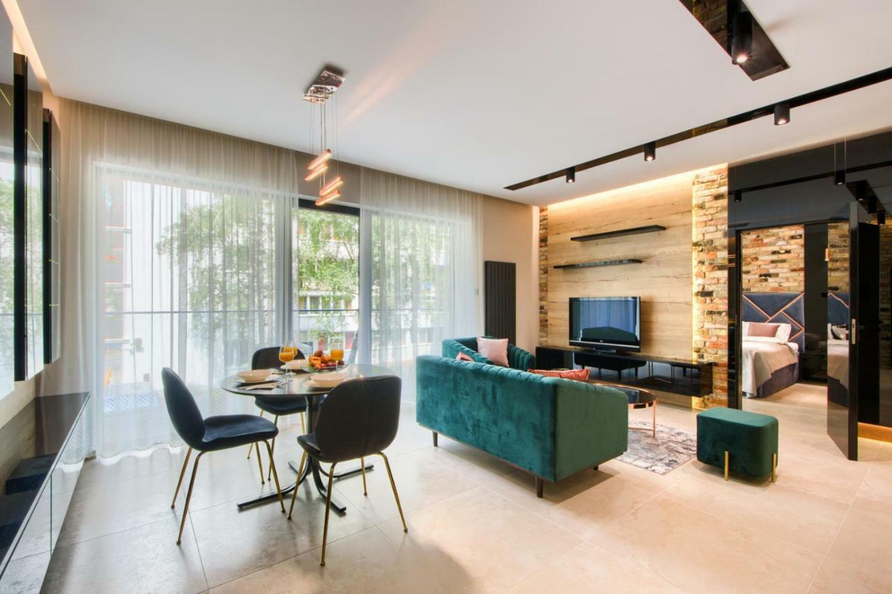 Zlota Luxury Apartments Warsaw Ngoại thất bức ảnh