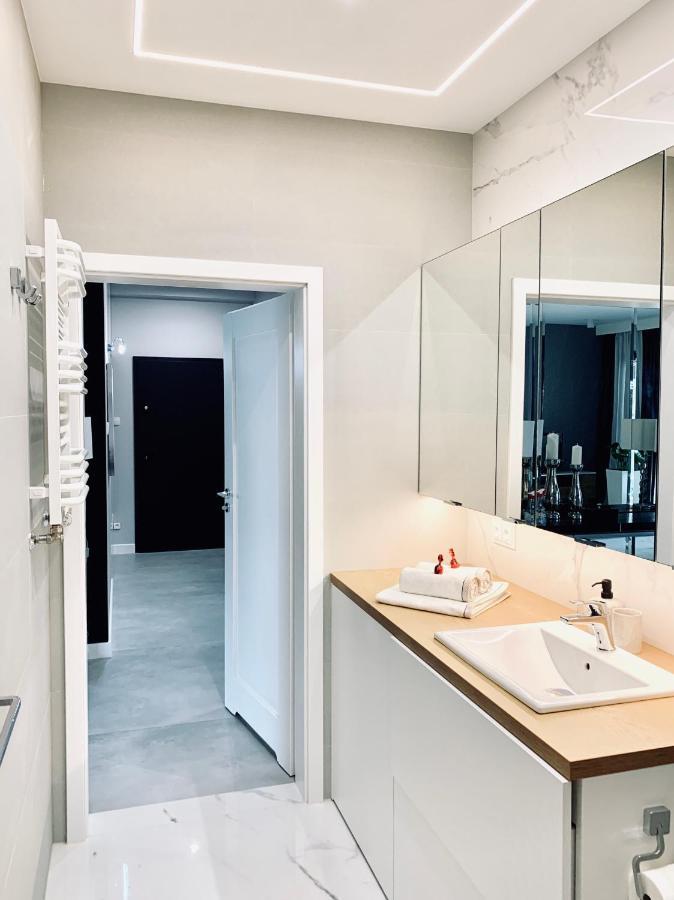Zlota Luxury Apartments Warsaw Ngoại thất bức ảnh